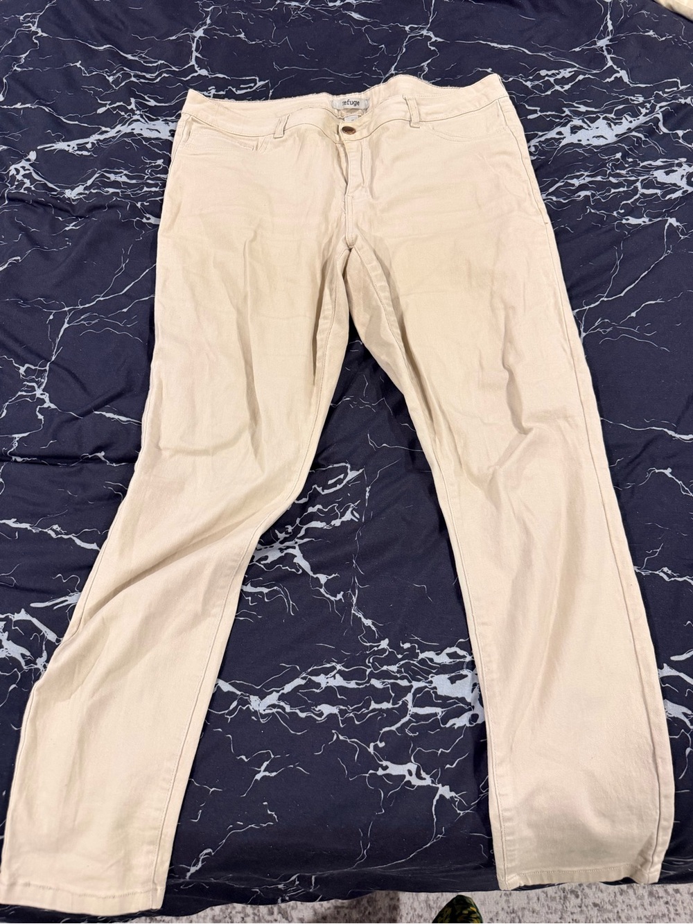 refuge women’s Light Beige Chinos
